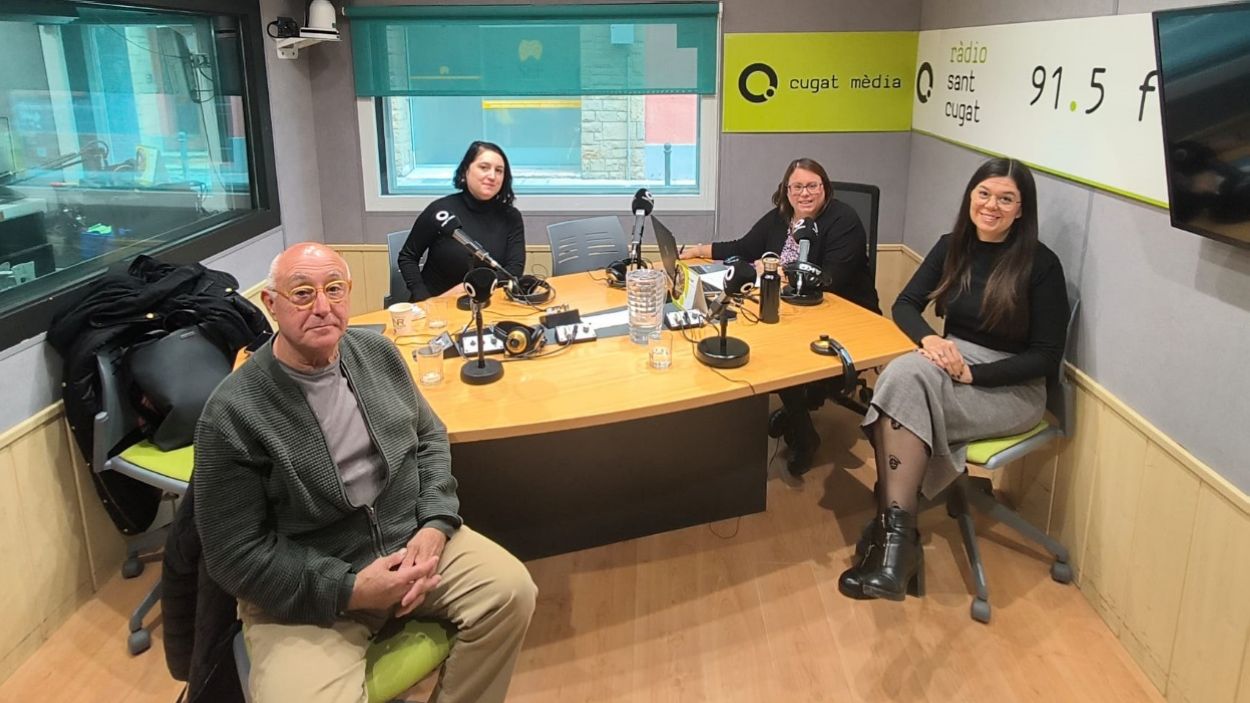 La prohibició dels mòbils fins als 16 anys i el 'coliving', a la 'Tertúlia ciutadana de Sant Cugat'