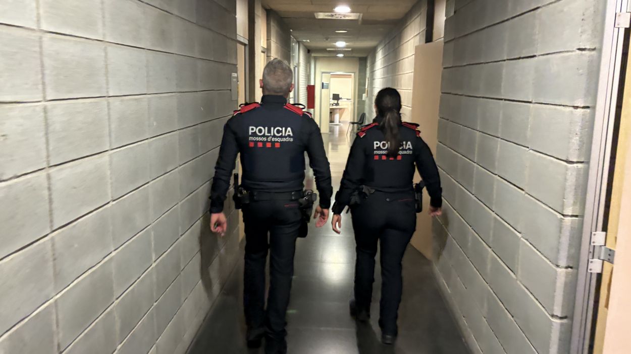 Els Mossos investiguen un robatori amb força a un domicili al centre de Sant Cugat