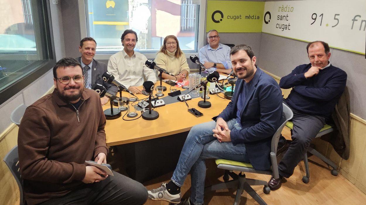 231122-gutierrez-guirado-benejam-gorina-sole-picornell-brugarolas-a-tertulia-gall-a-cugat.jpeg.jpg