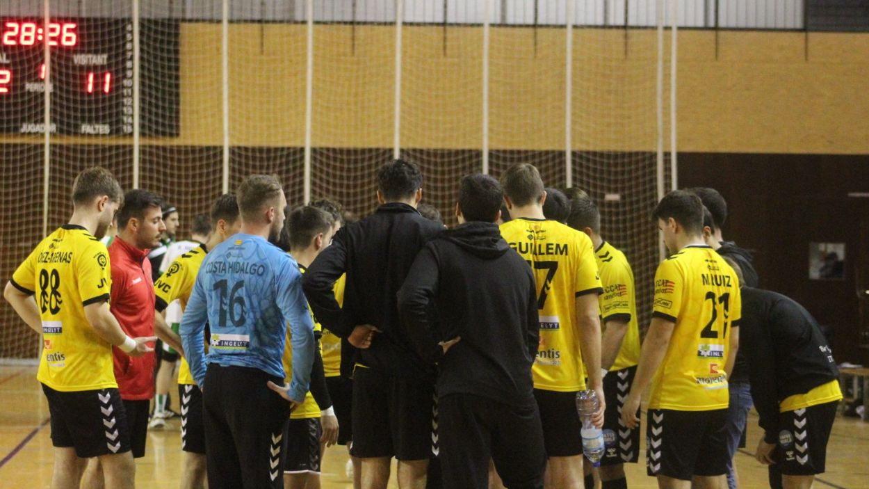 L'handbol i el voleibol, alegries de la jornada esportiva del cap de setmana