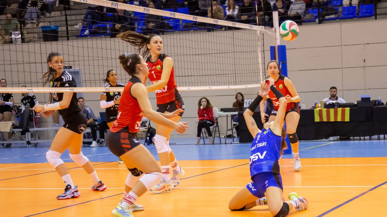 Caixa o faixa per al DSV Club Voleibol Sant Cugat aquest diumenge a Lugo