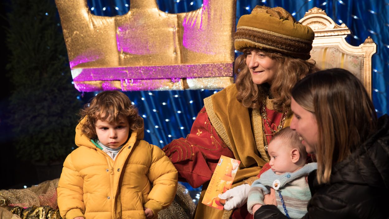 T'has quedat sense entrada per visitar els ambaixadors reials al Claustre?