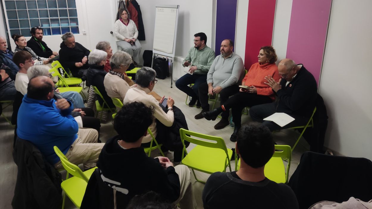 Sant Cugat acull la trobada comarcal d'En Comú Podem per mobilitzar el seu electorat