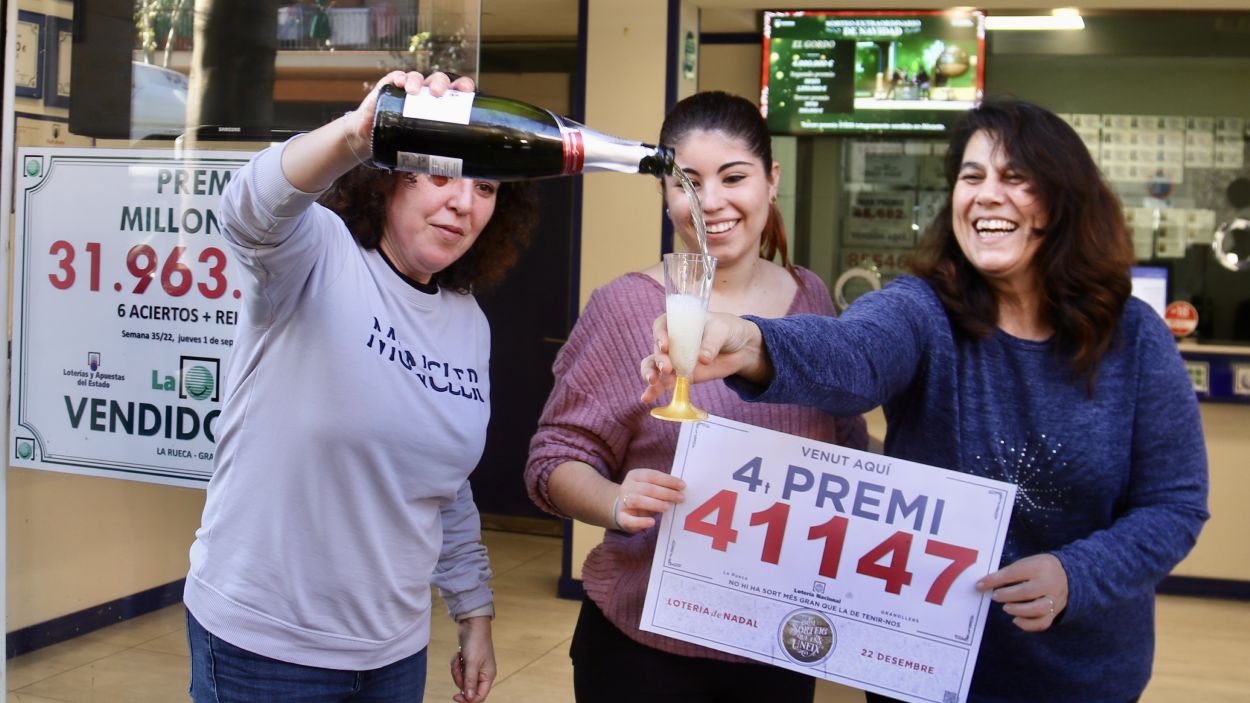 La loteria de Nadal esquiva Sant Cugat i reparteix premis arreu del territori català