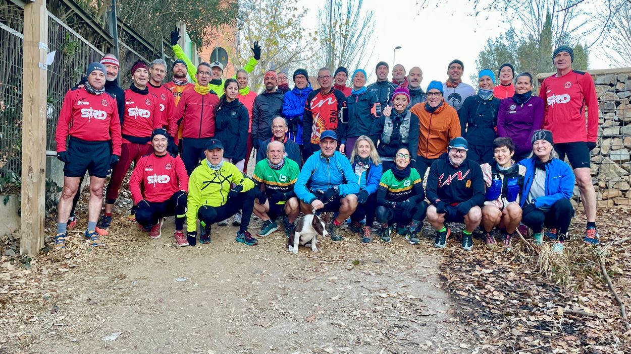 Uns trenta atletes recorden Asun Sabrido a la Trail Running Sant Esteve