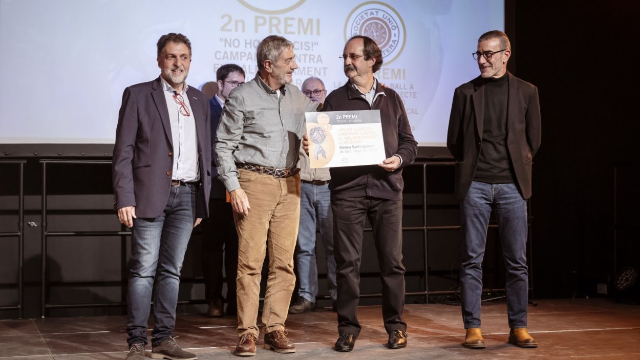 Premien l'Ateneu per la campanya contra el malbaratament alimentari