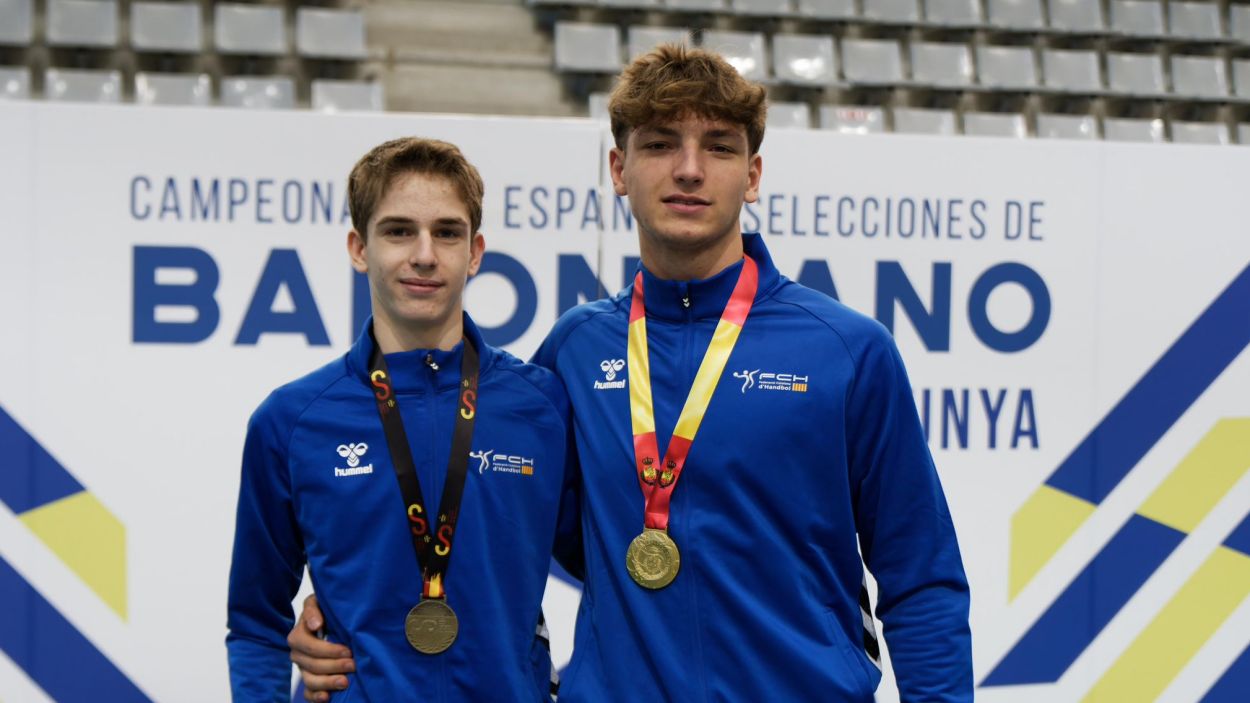 Roc Bertheas i Oriol Crespo, campions d'Espanya d'handbol amb la selecció catalana