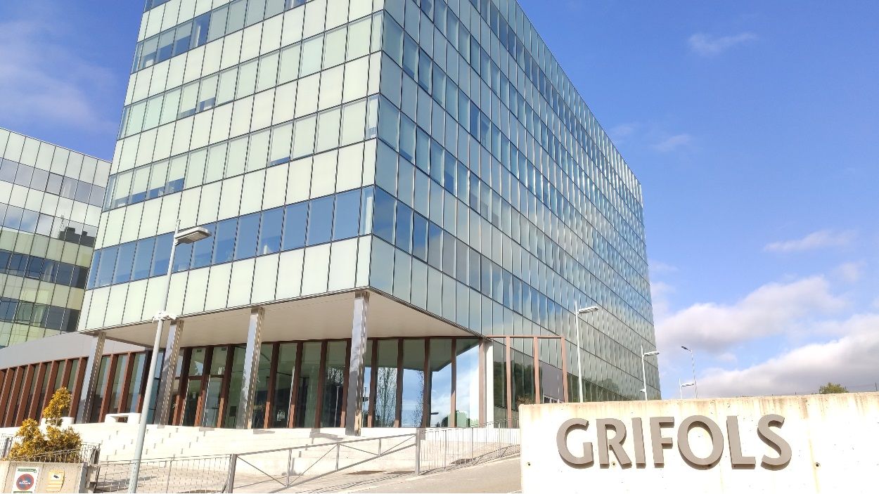 Grifols es desploma a la borsa per un informe que l'acusa de manipular els comptes