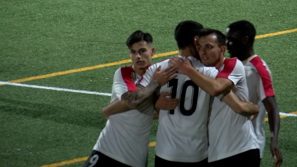 El SantCu masculí comença l'any amb una golejada a la ZEM Jaume Tubau