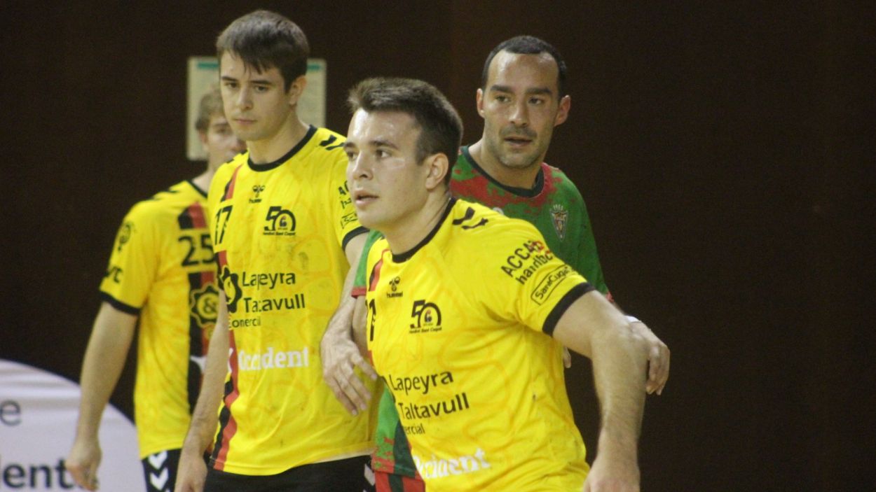L'Handbol Sant Cugat supera el Sant Quirze i segueix com un coet cap a Divisió de Plata