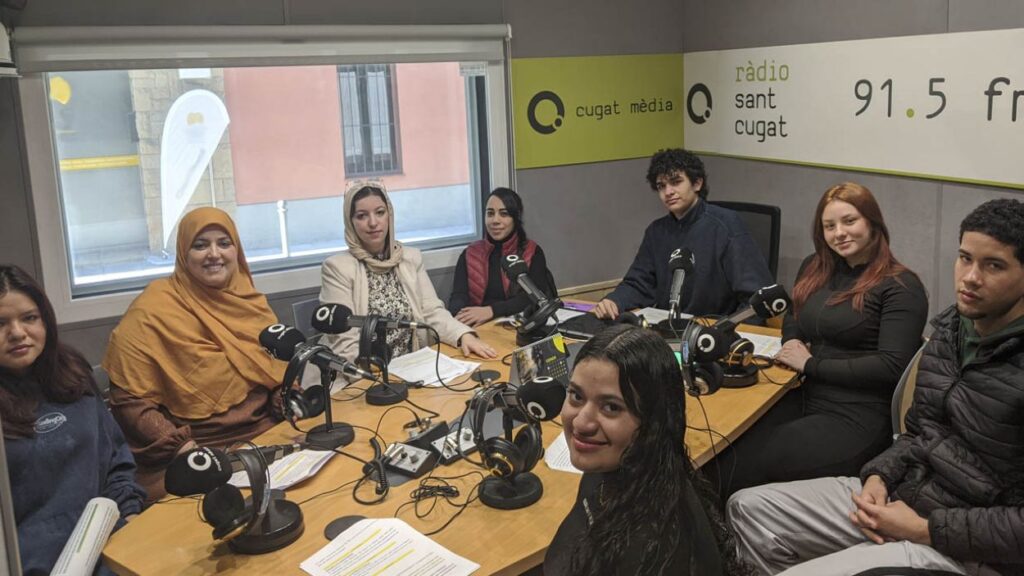 Alt: Primera 'Brúixola dels divendres' del 2024