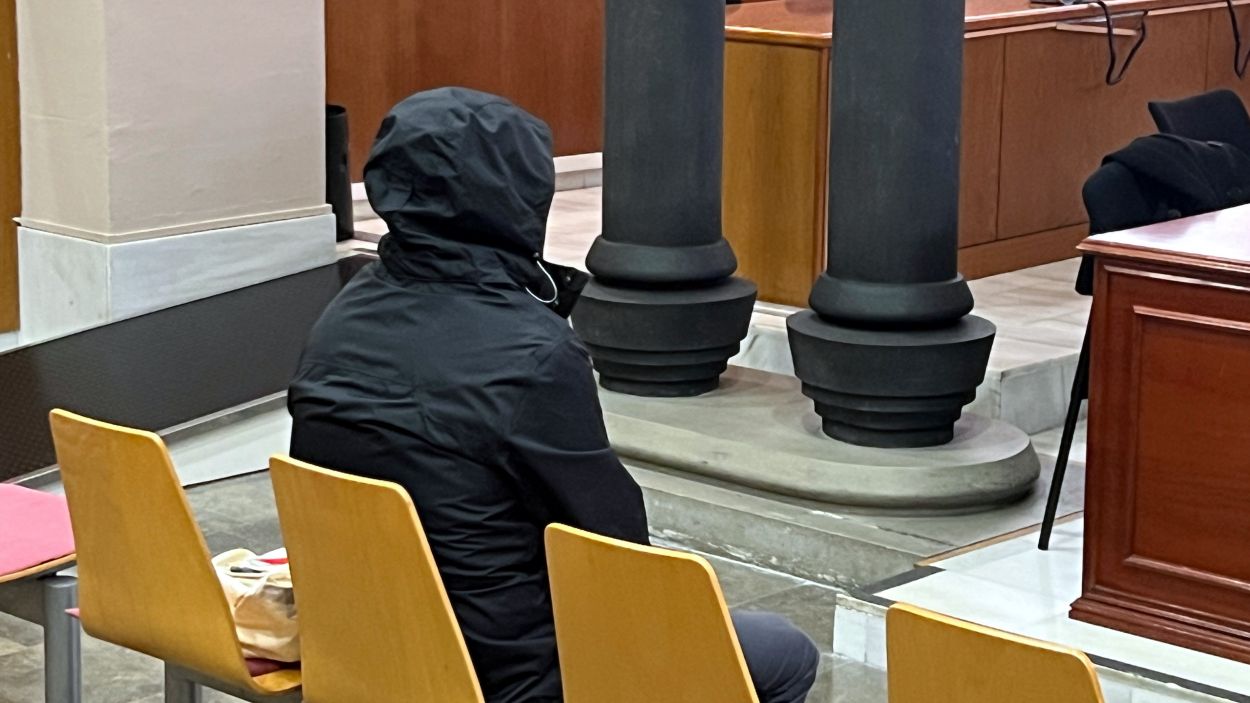 Comença el judici de l'exprofessor de la Salle i el Viaró acusat d'agressió sexual