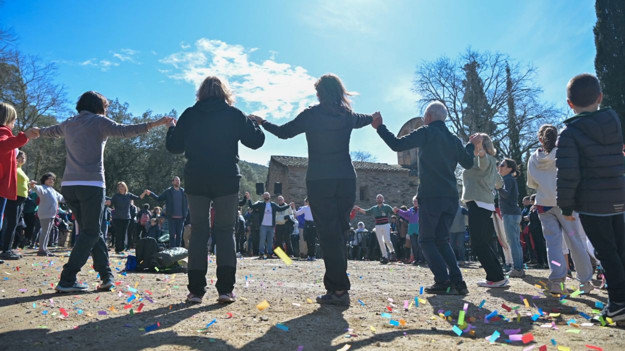 Sant Cugat celebra Sant Medir a ritme de sardana