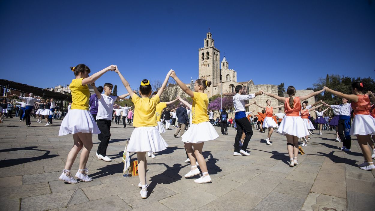 Més de 10.000 persones han gaudit de la 'Sant Cugat, Capital de la Sardana'