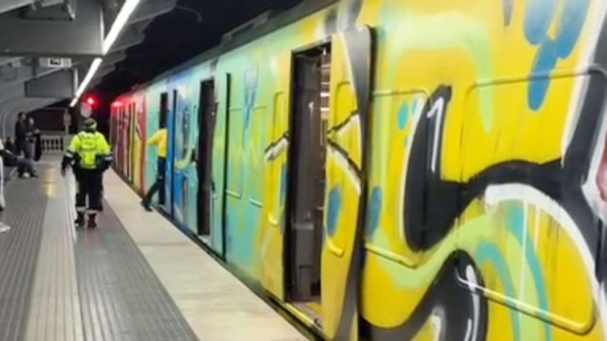 FGC presenta denúncia per l'agressió en grup a dos vigilants a l'estació de les Planes