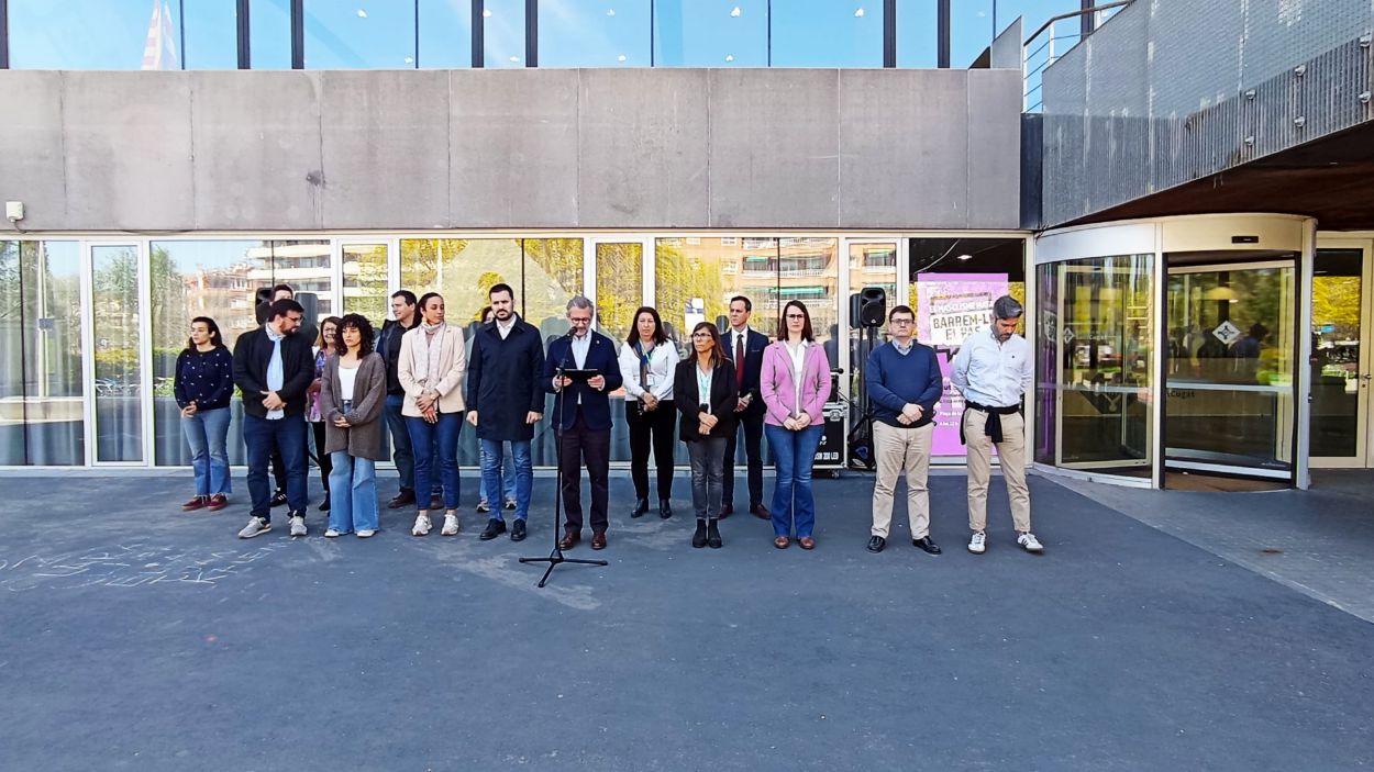 Sant Cugat mostra el seu condol pel triple crim masclista al Prat