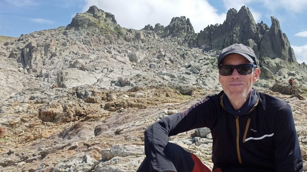 Alt: Mor Roger Ricart, expresident dels Diables de Sant Cugat