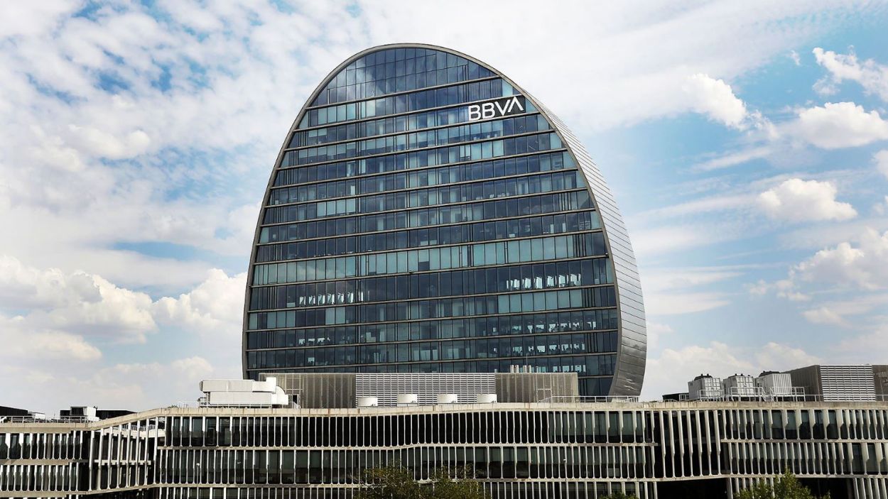 La Junta d'Accionistes del BBVA aprova l'ampliació de capital per fer front a l'opa al Banc Sabadell