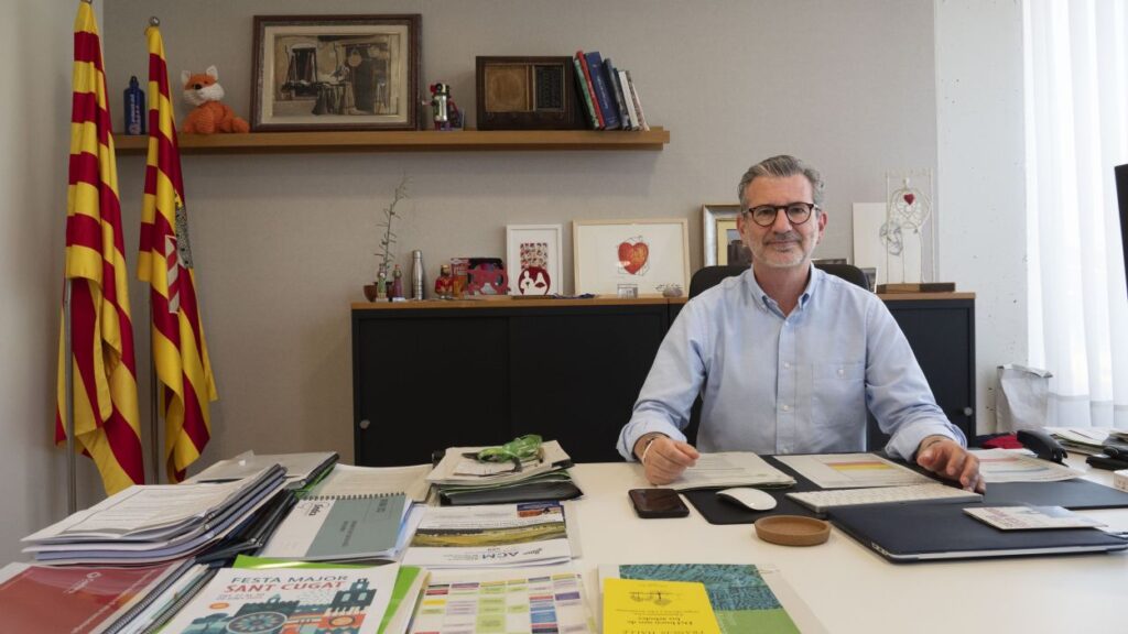 Alt: Josep Maria Vallès: 