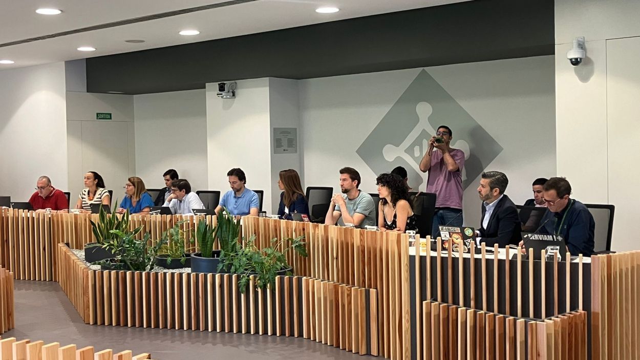 Crítiques, algun retret, i mà estesa pels consensos de ciutat per part de l'oposició