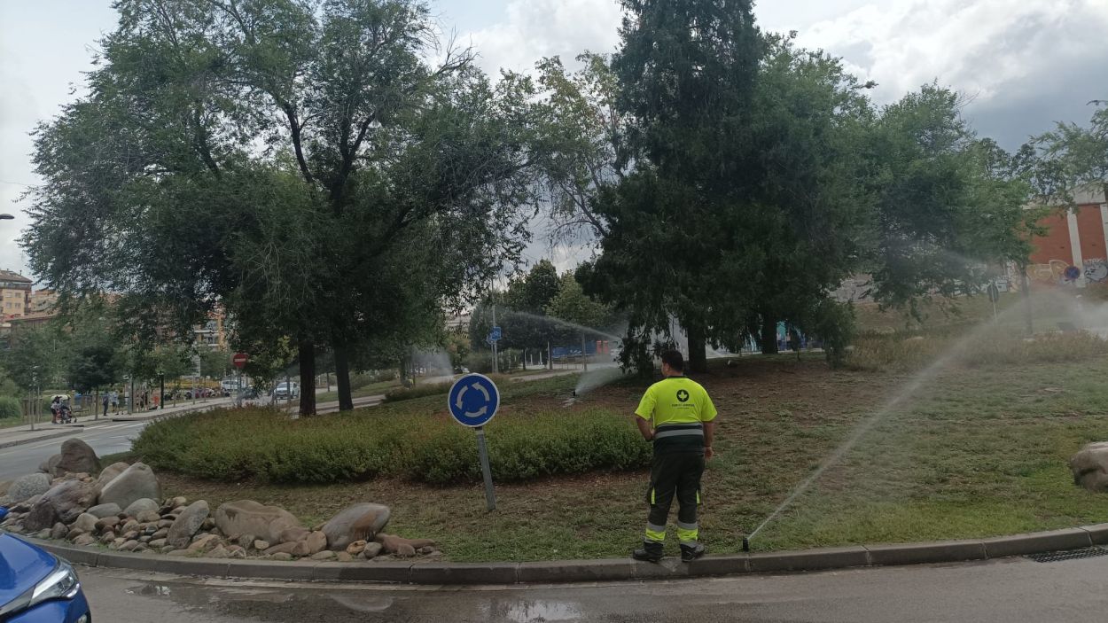 Sant Cugat torna a regar les zones verdes