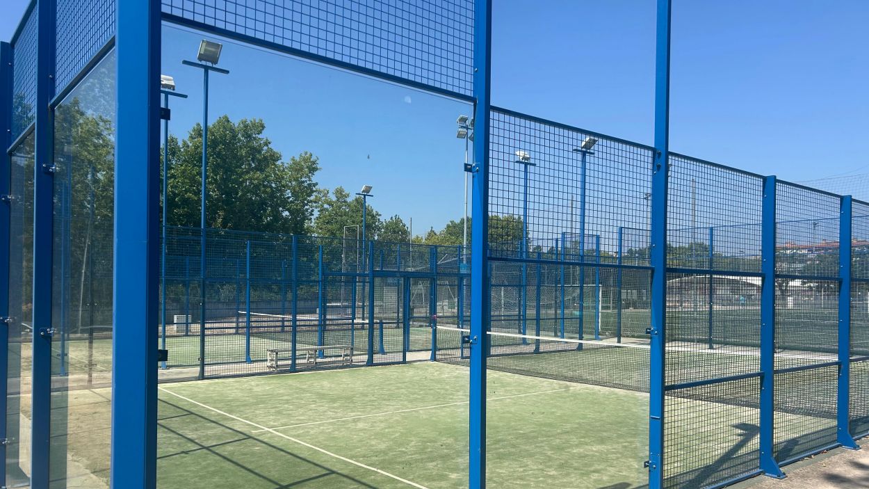 Les pistes de pàdel de la ZEM Jaume Tubau podran reobrir al setembre