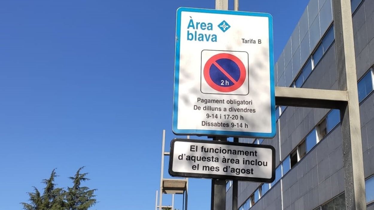 240726-cartell-aparcament-zona-blava-torreblanca-a-aj.jpg