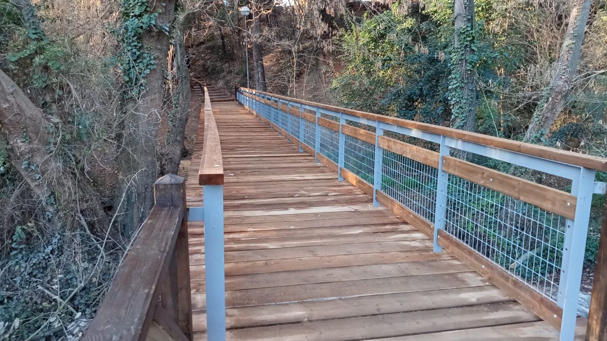 Ja està enllestida la passera del parc Torrent dels Ferrussons