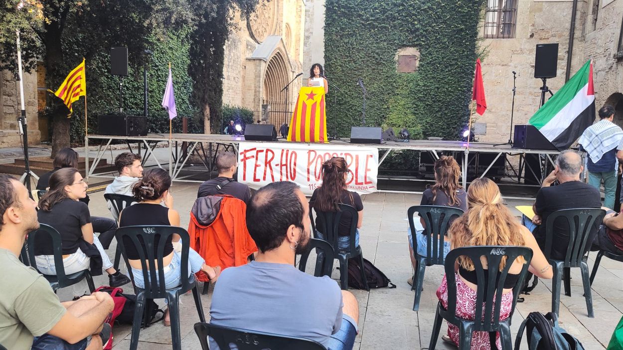 La CUP commemora la Diada Nacional animant a 