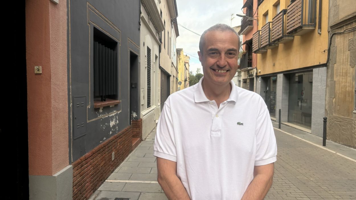 Dr. Camilo Fernández: 