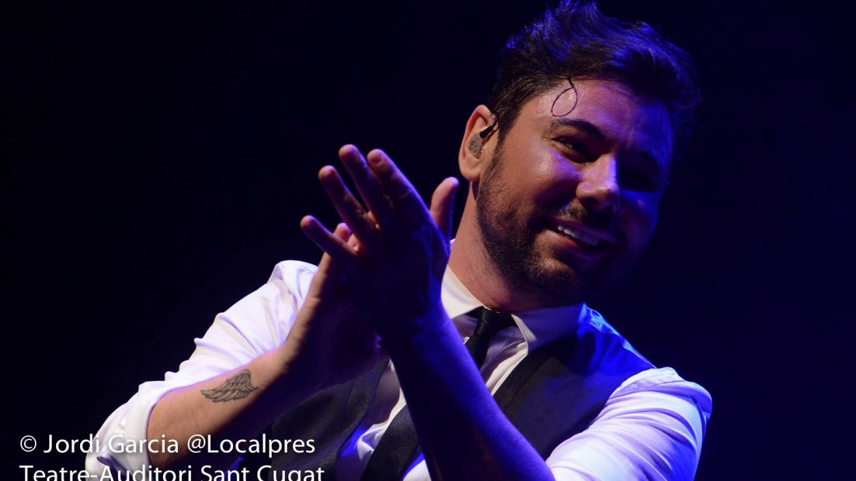Miguel Poveda fa vibrar Sant Cugat amb un doble concert amb entrades exhaurides