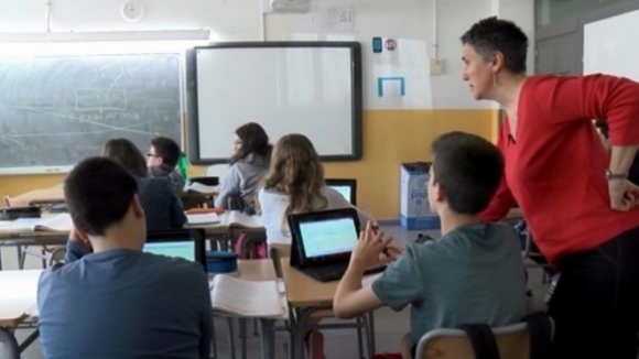 Una veïna demana a l'audiència pública que s'ampliïn les ràtios dels instituts de primera tria