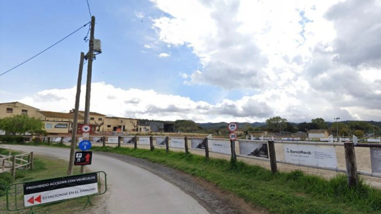 Entra a robar a l'Hípica Can Caldes i les càmeres el graven