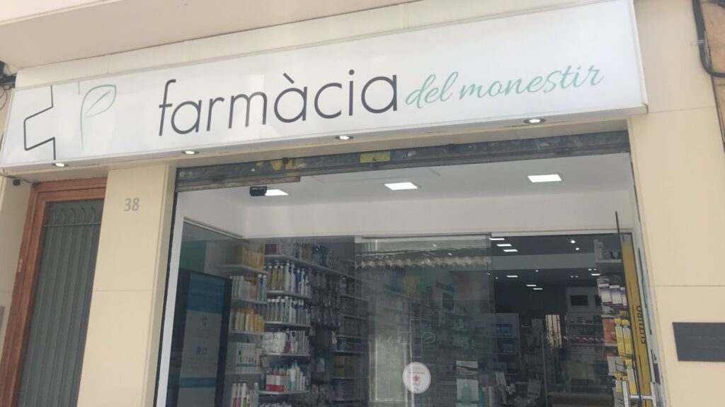 Alt: Aquestes són les farmàcies que fan servei a domicili