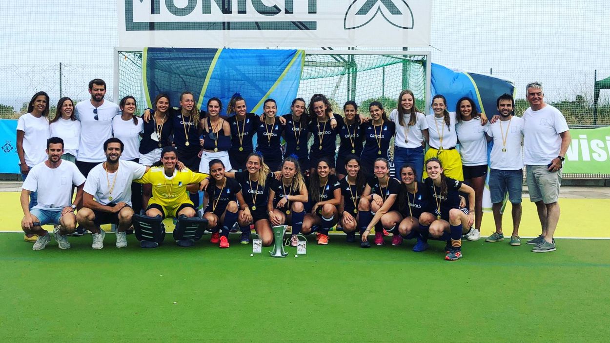 El segon equip femení del Junior guanya el Campionat d'Espanya d'hoquei herba