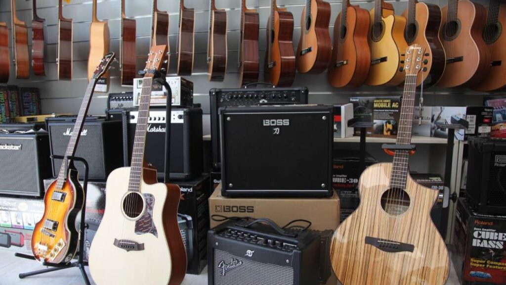 Alt: On puc comprar o llogar instruments a la ciutat?