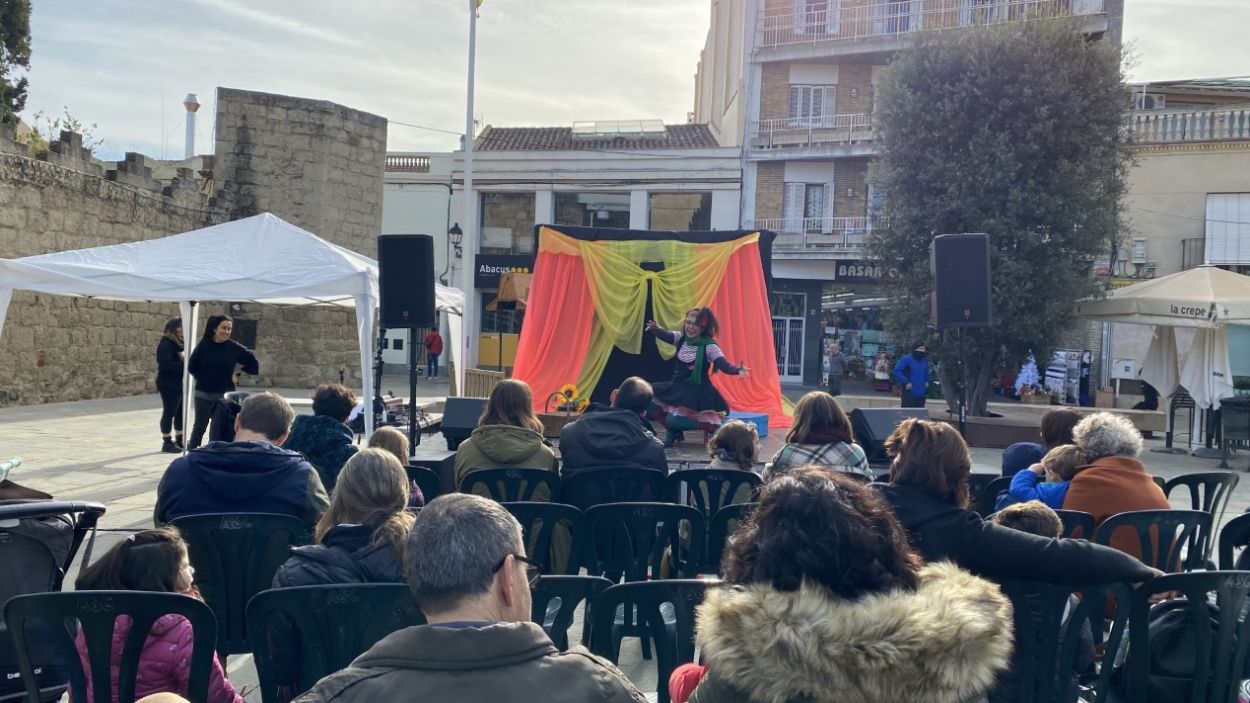 La plaça d'Octavià, punt de trobada en femení per reivindicar les cures