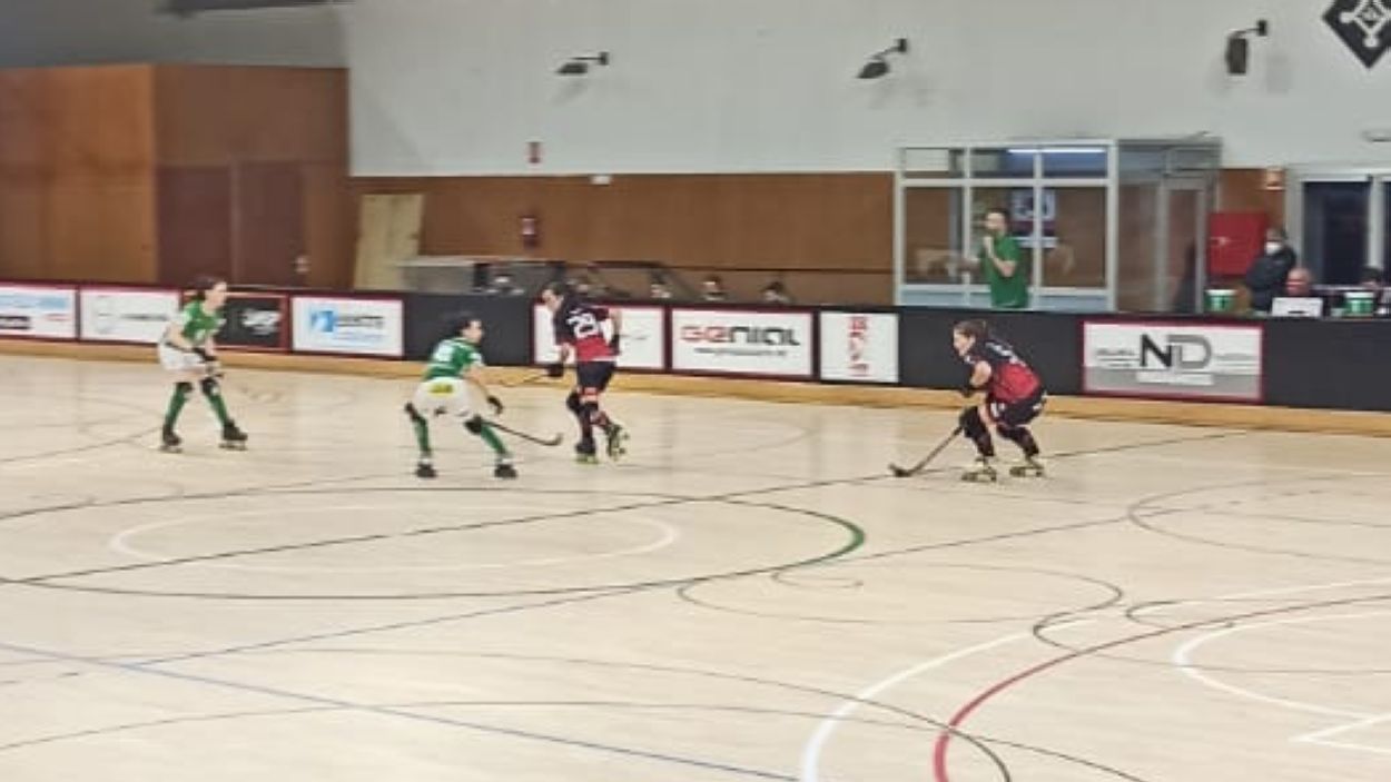 El Patí Hoquei Club Sant Cugat femení perd (0-1) en un emocionant duel contra el Cerdanyola