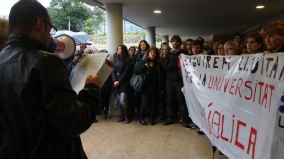 La UPC es dóna un mes per negociar com evitar els acomiadaments d'interins