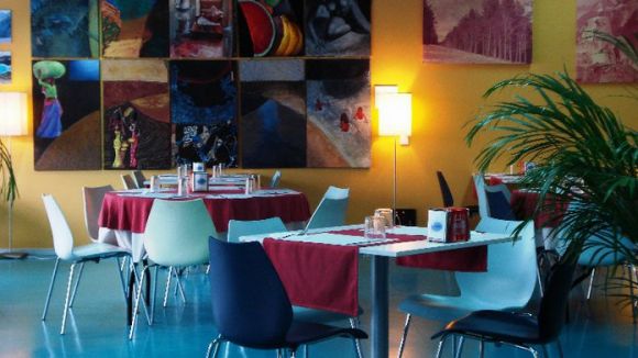 Tanca el bar del Club Muntanyenc Sant Cugat