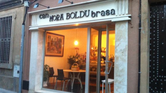 El restaurant Can Mora Boldú Brasa reobre portes 24 anys després