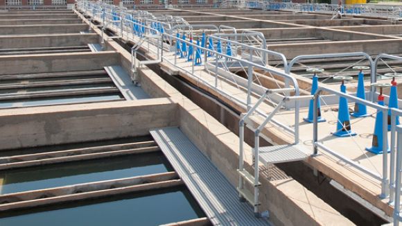 Sant Cugat estudiarà la municipalització de la gestió del servei de l'aigua