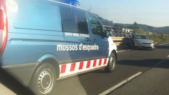 S'eleven a dos els morts per l'accident d'aquest dimecres a la B30, a Sant Cugat