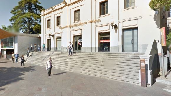 Les estacions de Sant Cugat i Volpelleres tindran recàrrega per a vehicles elèctrics