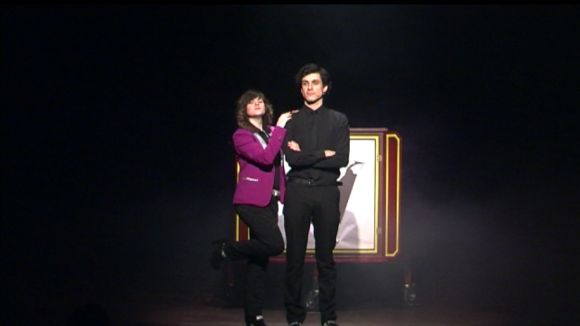 'Amazing' exhaureix les entrades al Teatre de Mira-sol amb màgia i humor