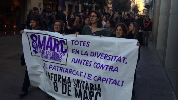 Sant Cugat alça la veu a favor dels drets de les dones a la manifestació de Barcelona
