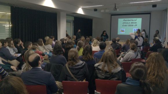 160310-12a-escola-reunio.jpg