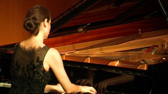 Cristina Casale sedueix el Teatre-Auditori amb un concert carregat de passió