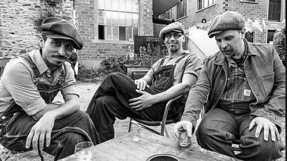 La banda Blas Picón & The Junk Express ofereix avui un concert al Celler Modernista