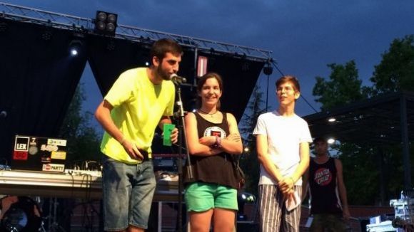 Els joves santcugatencs reivindiquen la seva autonomia al pregó de la DesPlaça Jove